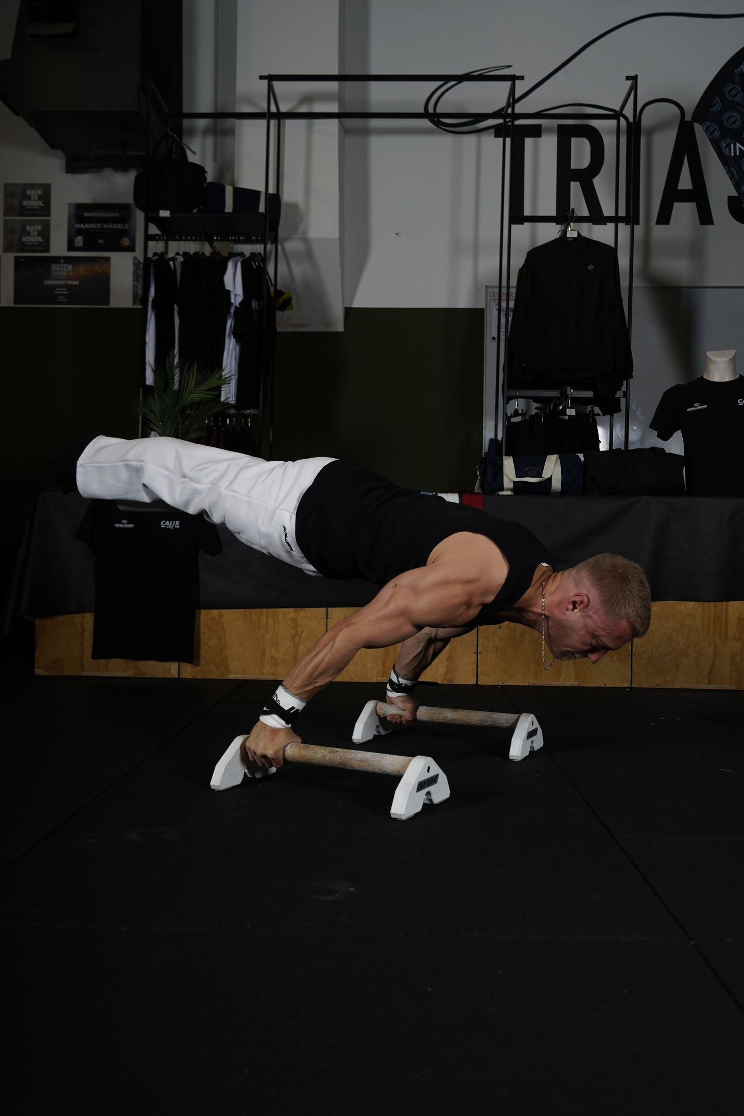 WRIST WRAPS - STATICS