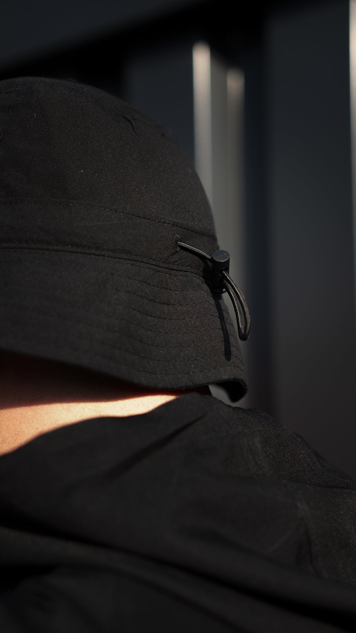 BUCKET-HAT