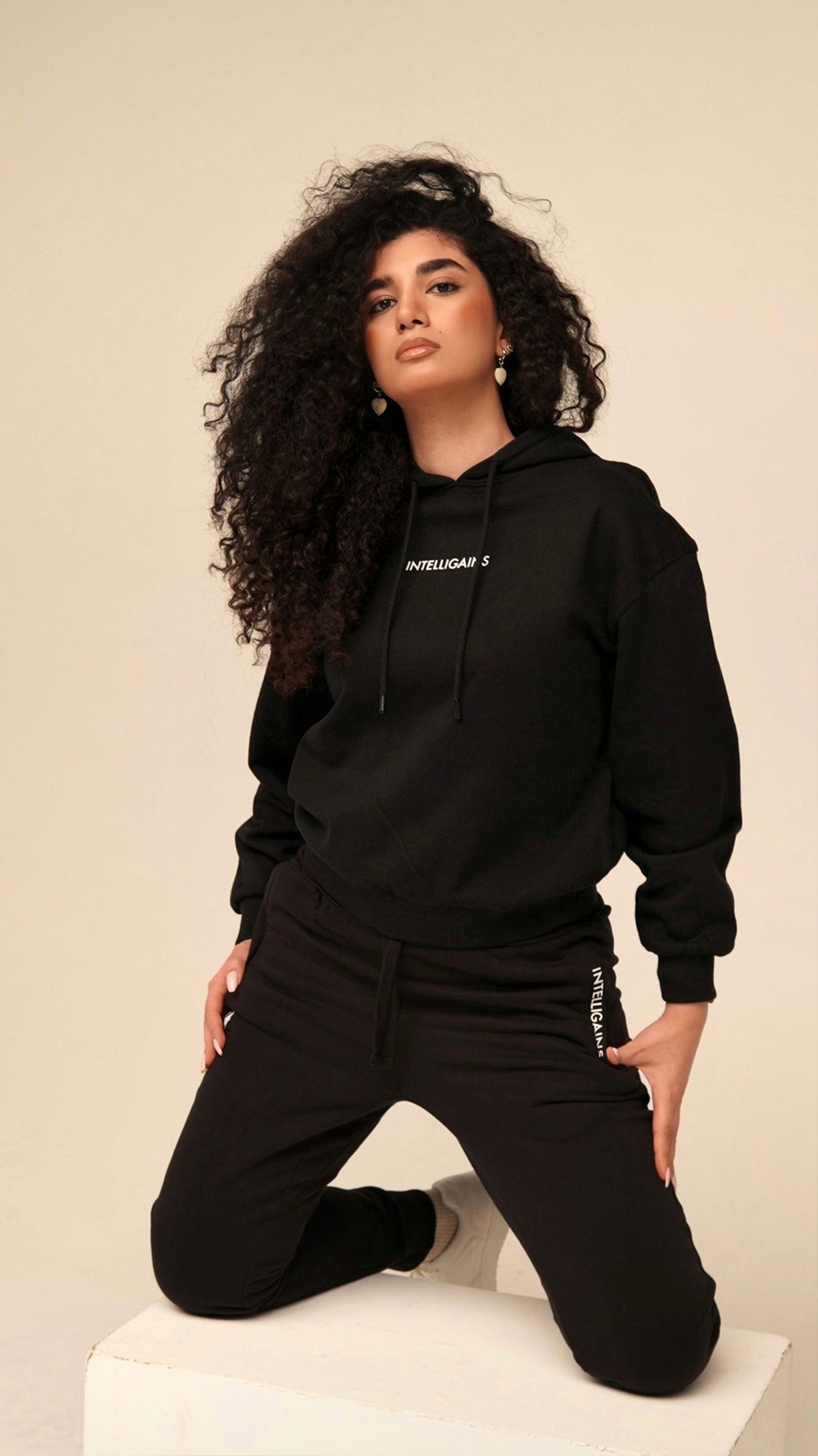TELLI-HOODIE