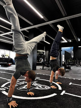 2GuysOneBar