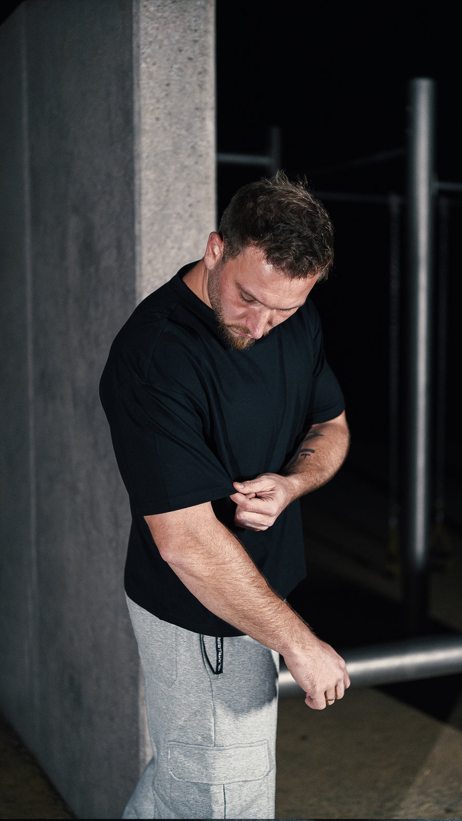 FREEDOM Cropped Oversize Shirt in Black by INTELLIGAINS
