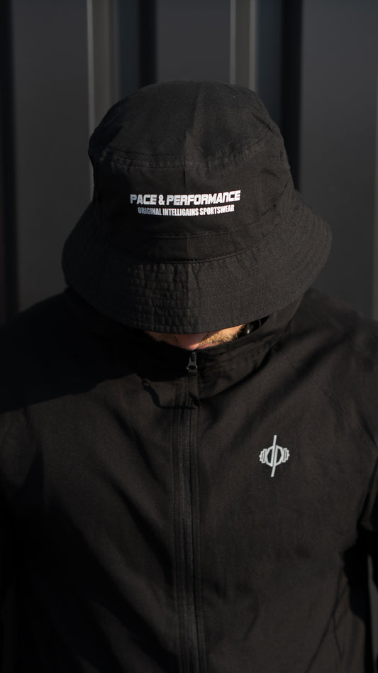 BUCKET-HAT